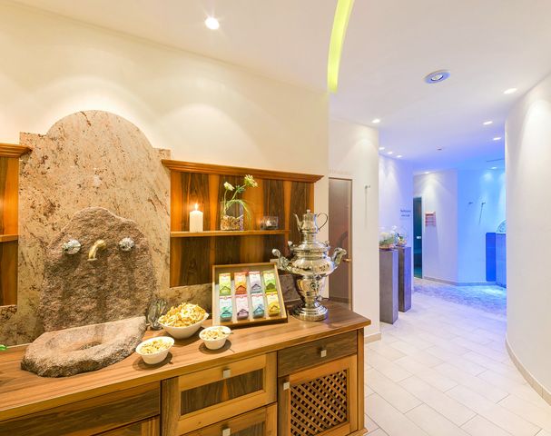 Wellnessbereich Teebar Hotel Südtirol